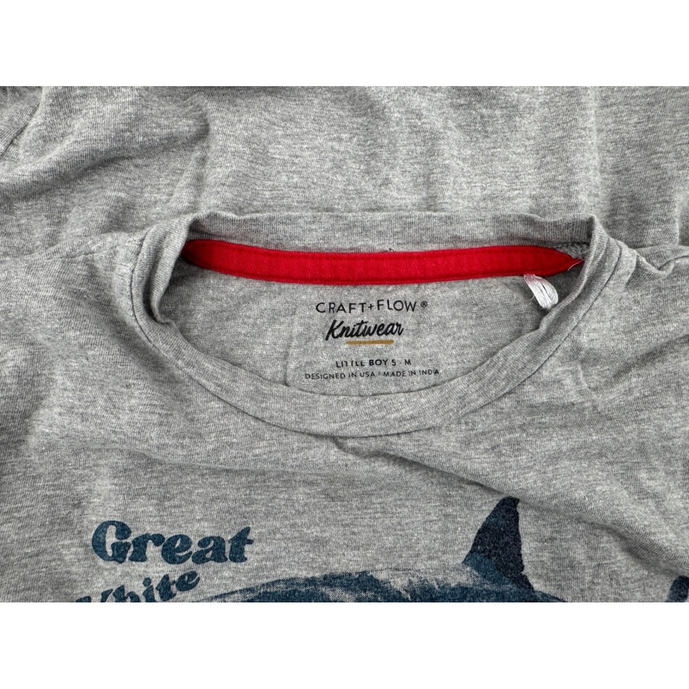 Craft + Flow Boys Shark Graphic Tee Gray Short Sleeve Cotton T-Shirt Size M 5 - Picture 3 of 4
